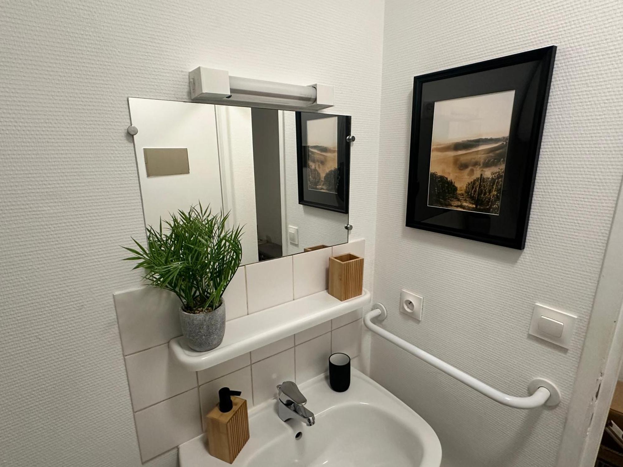 Cocon A Cote De La Appartement *